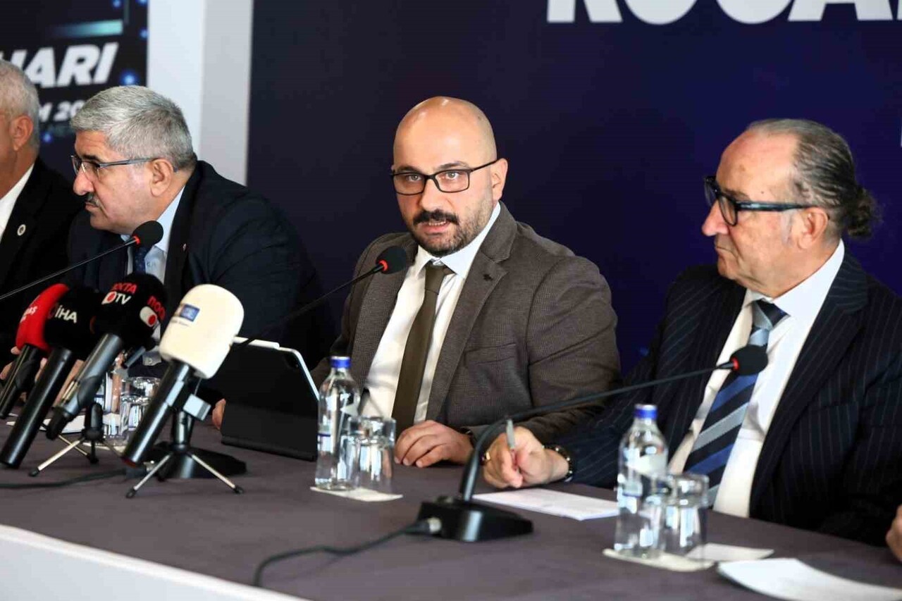 KOCAELİ BÜYÜKŞEHİR BELEDİYESİ BİLGİ İŞLEM DAİRESİ BAŞKANI MURAT SANDALCI