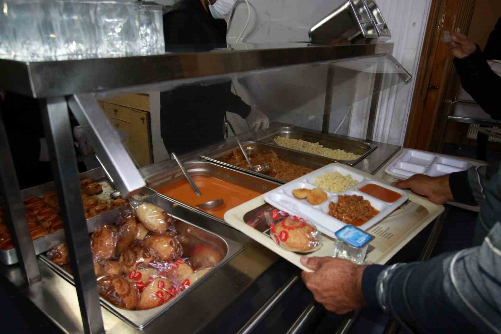 KOCAELİ BÜYÜKŞEHİR BELEDİYESİ, ŞEHİR DIŞINDAN TEDAVİ İÇİN ŞEHRE GELEN HASTA VE YAKINLARINA...