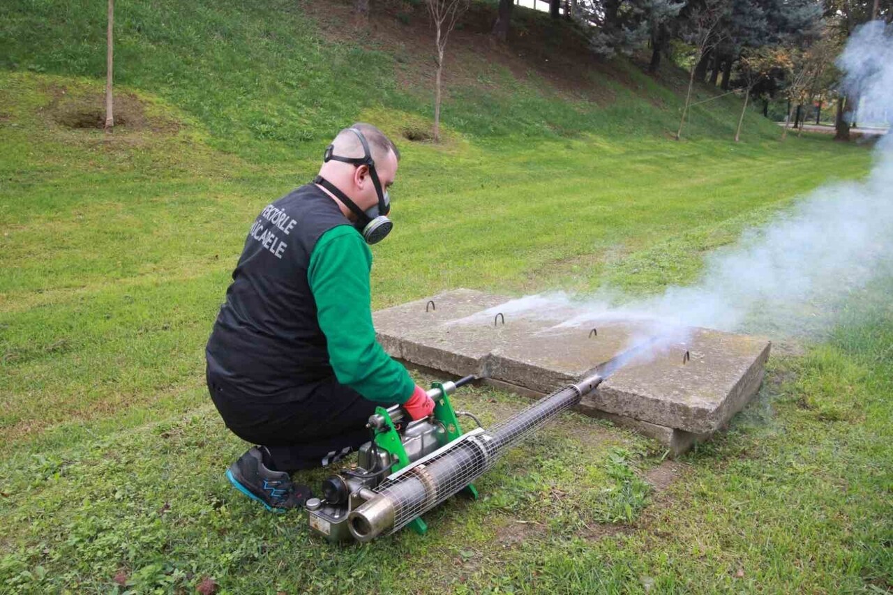 KOCAELİ BÜYÜKŞEHİR BELEDİYESİ, SİVRİSİNEKLERLE MÜCADELE ÇALIŞMALARINI SONBAHAR VE KIŞ DÖNEMİNE...