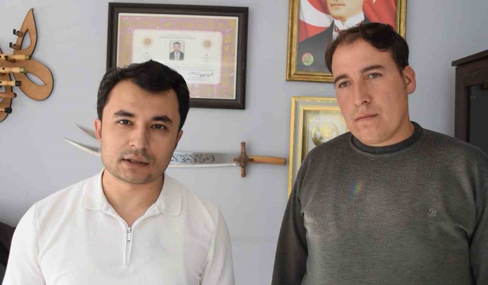 KONUYA İLİŞKİN AÇIKLAMA YAPAN ERDAL KOLAY’IN (SAĞDAKİ) AVUKATI EMRE ATEŞ (SOLDAKİ), "SAVCILIĞA...