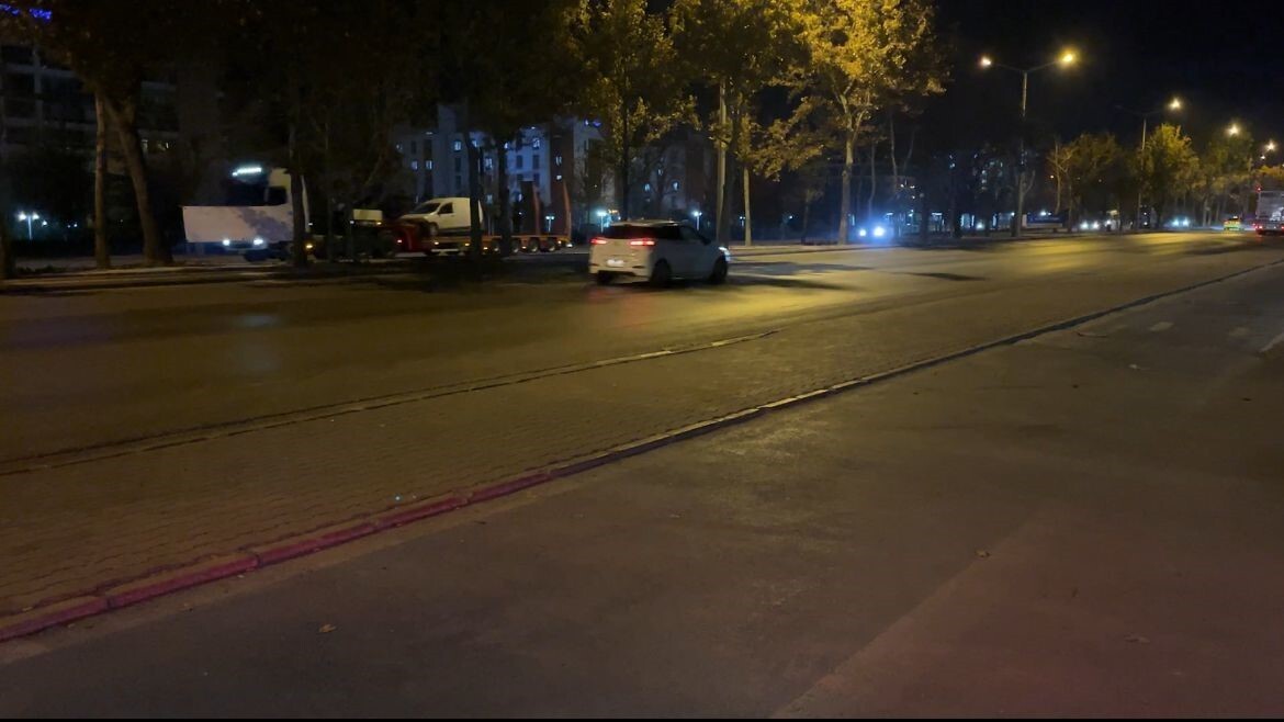 KONYA'DA OTOMOBİLİN MOTOSİKLETE ÇARPMASI SONUCU MEYDANA GELEN KAZADA MOTOSİKLET SÜRÜCÜSÜ...