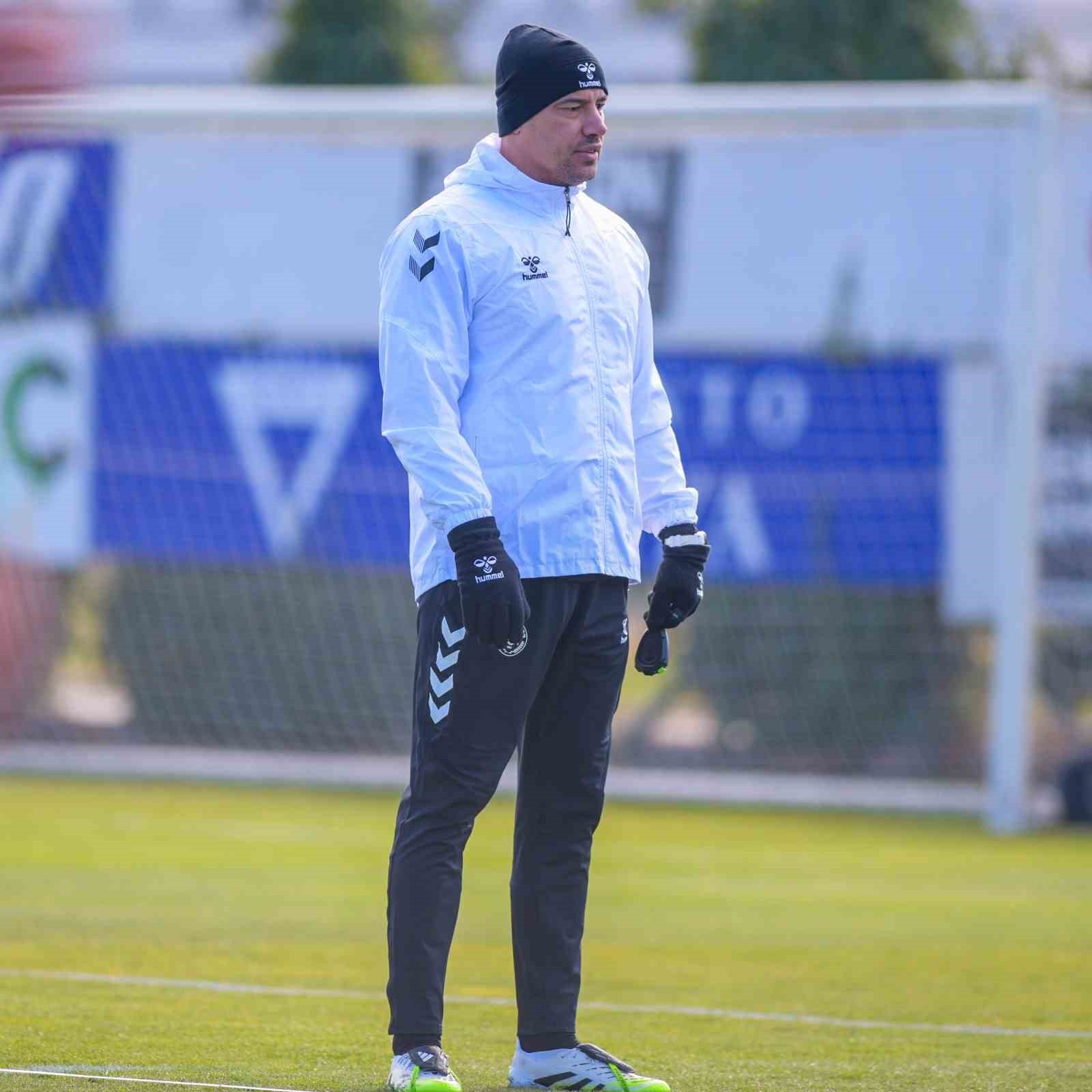 KONYASPOR, 24 KASIM PAZARTESİ GÜNÜ ANTALYASPOR'U KONUK EDECEĞİ MAÇIN HAZIRLIKLARINA DEVAM...