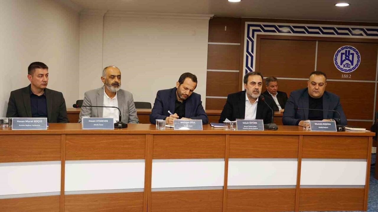 KTO 28. GENEL MÜŞAVİRLİK VE DANIŞMANLIK HİZMETLERİ MESLEK KOMİTESİ İSTİŞARE TOPLANTISI’NDA KONUŞAN...