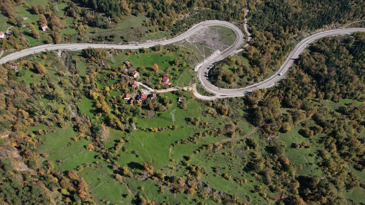 Küre Dağları Milli Parkı'nda yer alan Kastamonu'nun Küre ilçesindeki Ersizlerdere Kanyonu Tabiat...