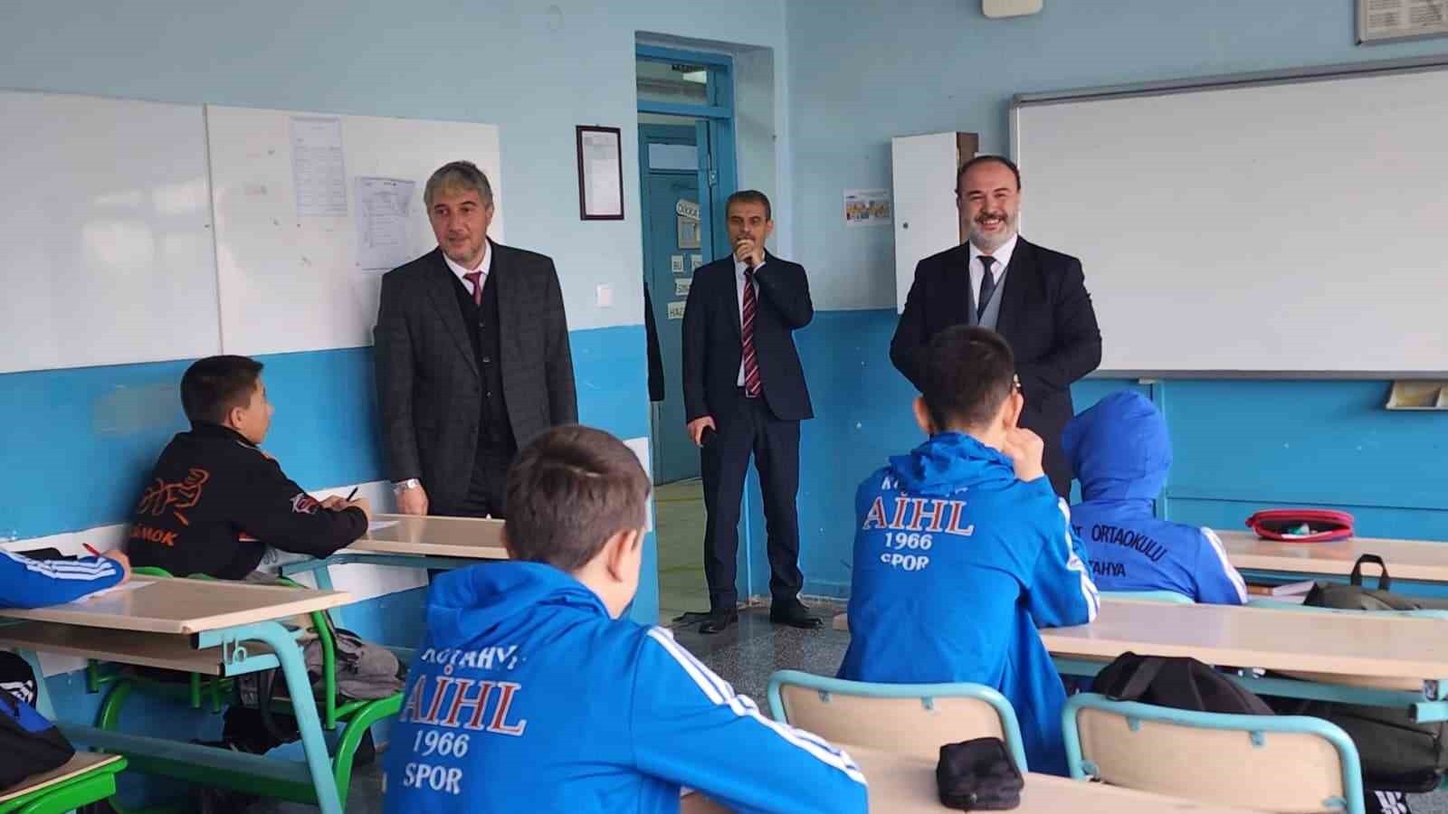 KÜTAHYA’DA ORTAK YAZILI SINAV UYGULAMASI