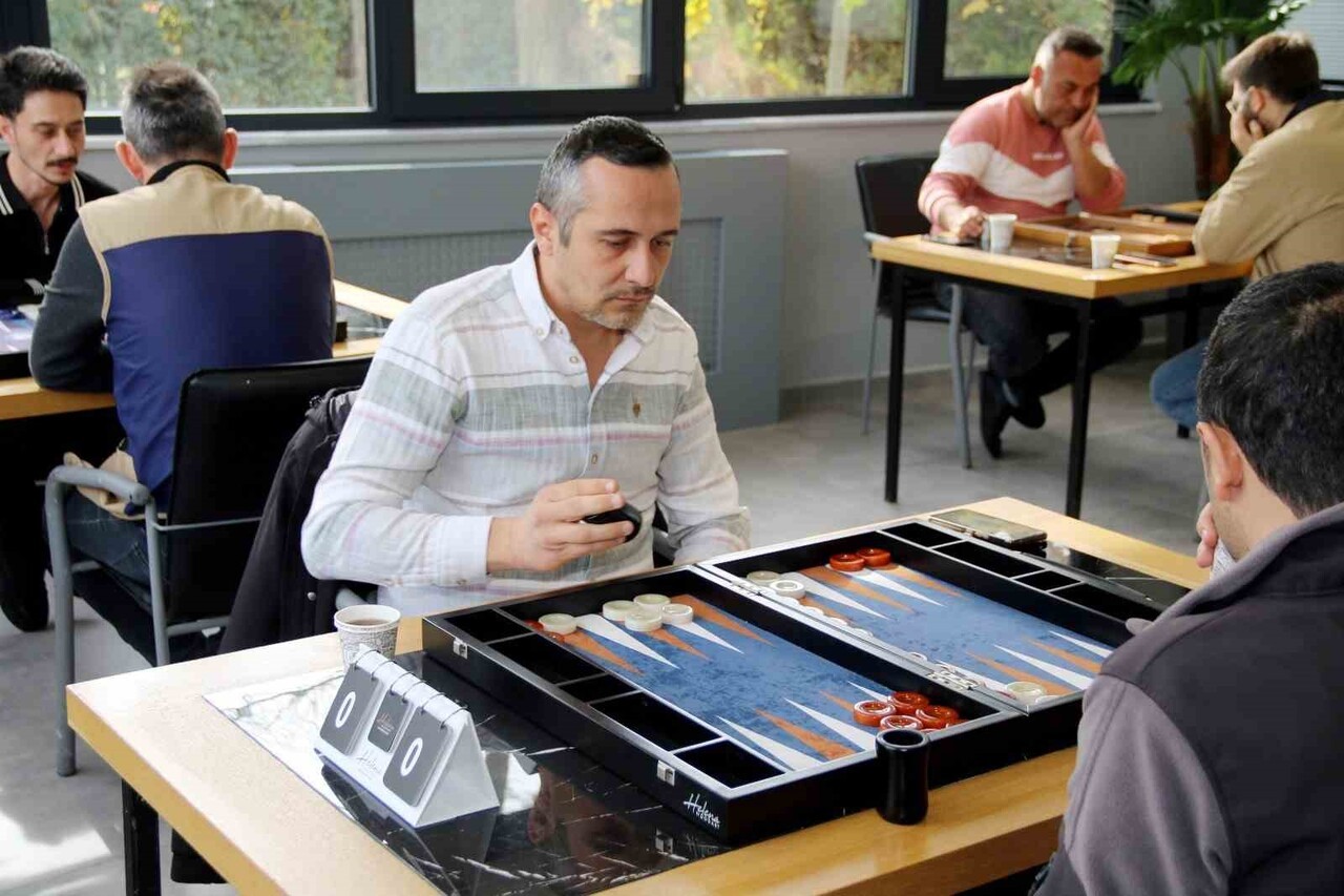 KÜTAHYA OSB’NİN 4. FİRMALAR ARASI TAVLA TURNUVASI’NDA ŞAMPİYON BELLİ OLDU