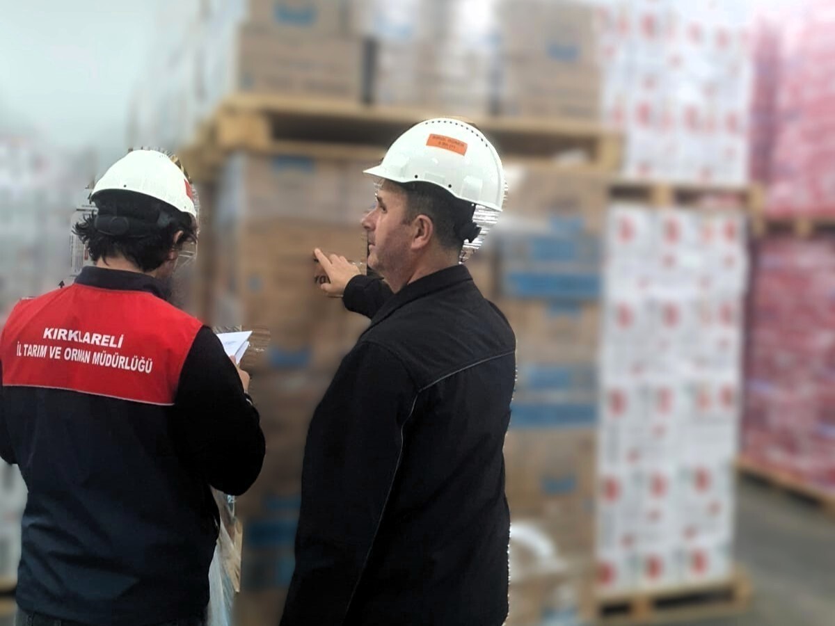 LÜLEBURGAZ İLÇE TARIM VE ORMAN MÜDÜRLÜĞÜ TEKNİK PERSONELİNCE, İHRACAT FAALİYETLERİ GÖSTEREN...