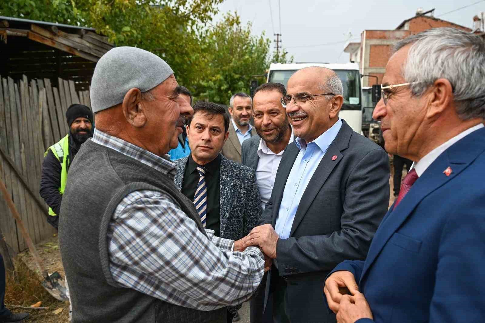 MALATYA BÜYÜKŞEHİR BELEDİYESİ ALTYAPI ÇALIŞMALARINA ARALIKSIZ DEVAM EDİYOR