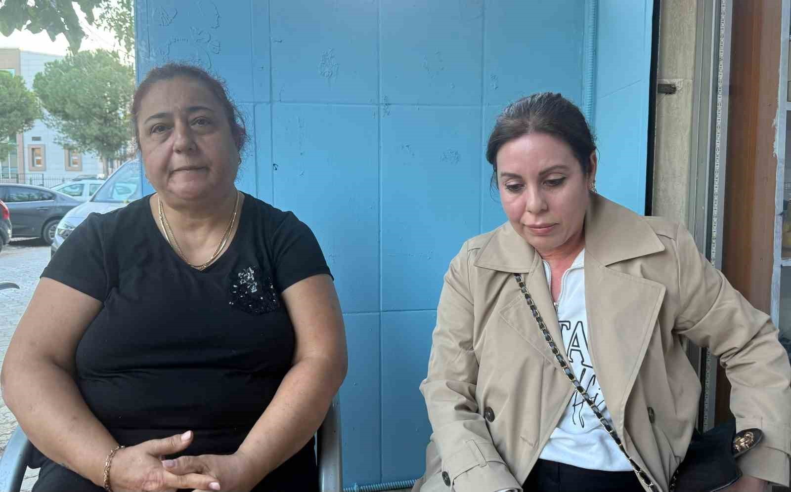 MANİSA'NIN TURGUTLU İLÇESİNDE BULUNAN İRLAMAZ REFİK PINAR ORTAOKULU'NDA OKUL MÜDÜRÜNÜN OTİZMLİ BİR...