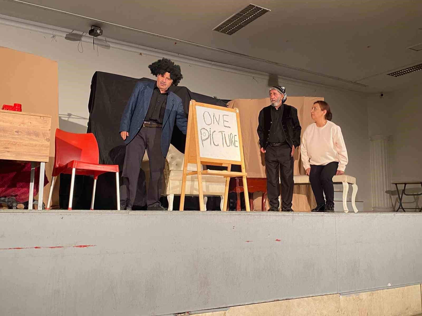 MANİSA’NIN SARIGÖL İLÇESİNDE DÖRT EYLÜL İLKOKULU OKUL AİLE BİRLİĞİ TARAFINDAN OKUL YARARINA...