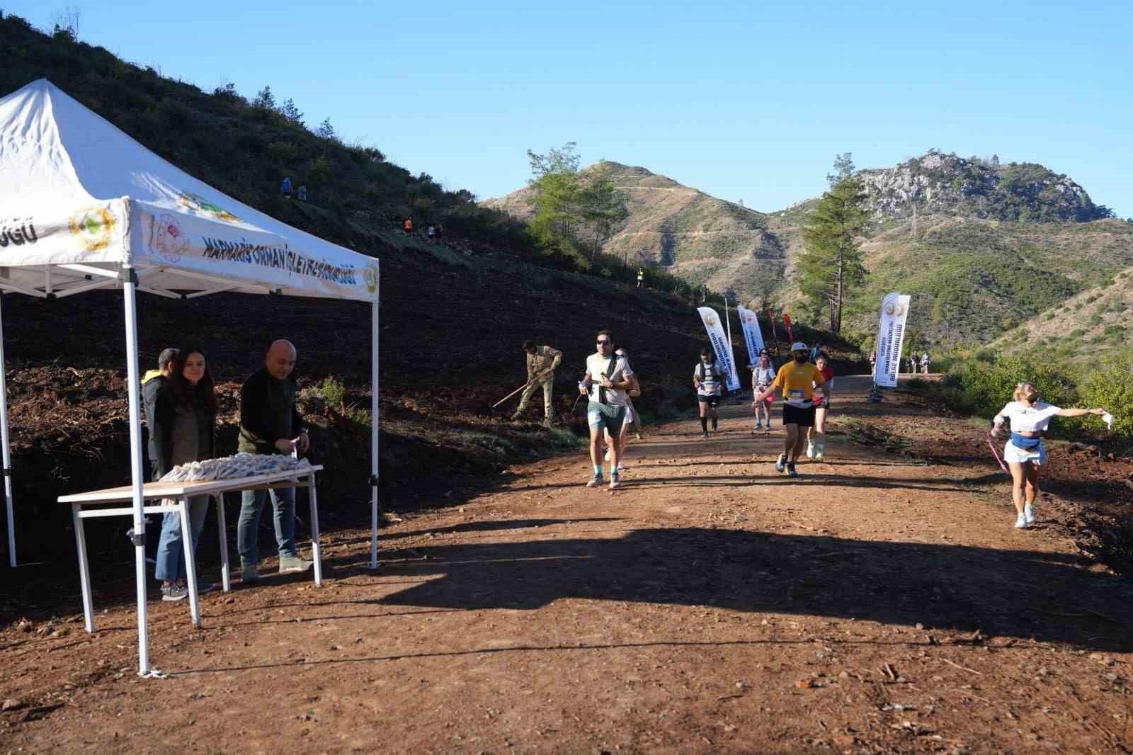 MARMARİS ORMAN İŞLETME MÜDÜRLÜĞÜ’NDEN ULTRA TRAİL MARATONUNDA TOHUM ATMA ETKİNLİĞİ