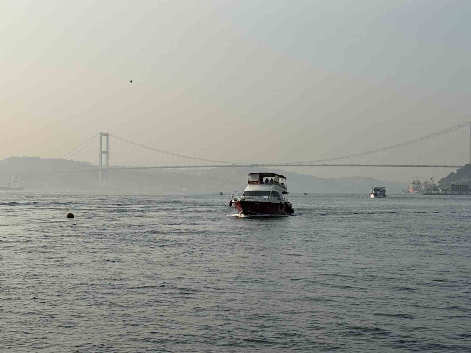 MEGAKENT İSTANBUL’DA SABAHIN ERKEN SAATLERİNDEN İTİBAREN ETKİLİ OLAN VE TRAFİKTE YOĞUNLUĞA NEDEN...
