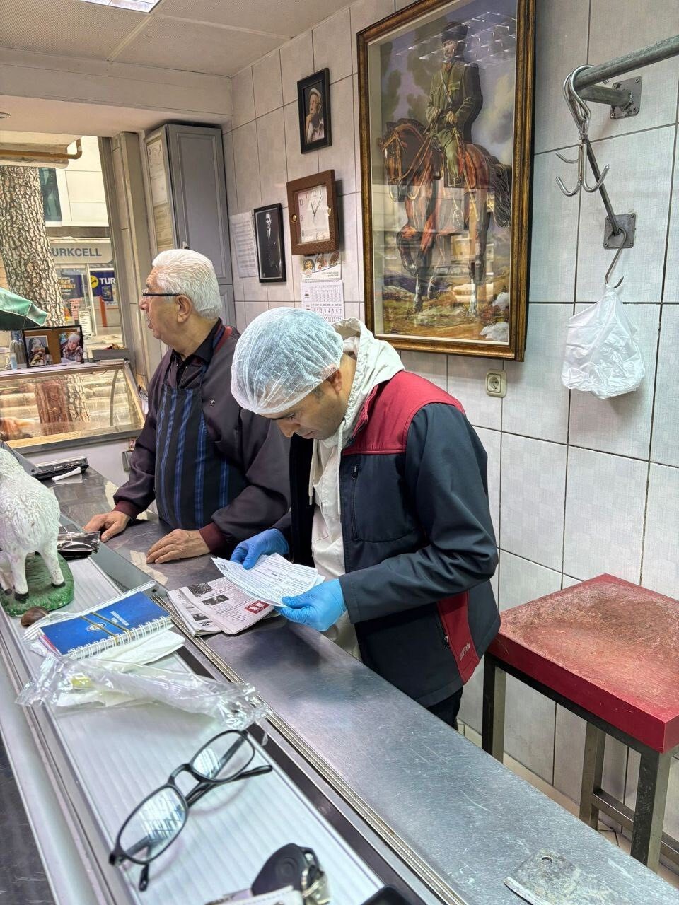 MENTEŞE'DE KASAPLARA KAPSAMLI DENETİM