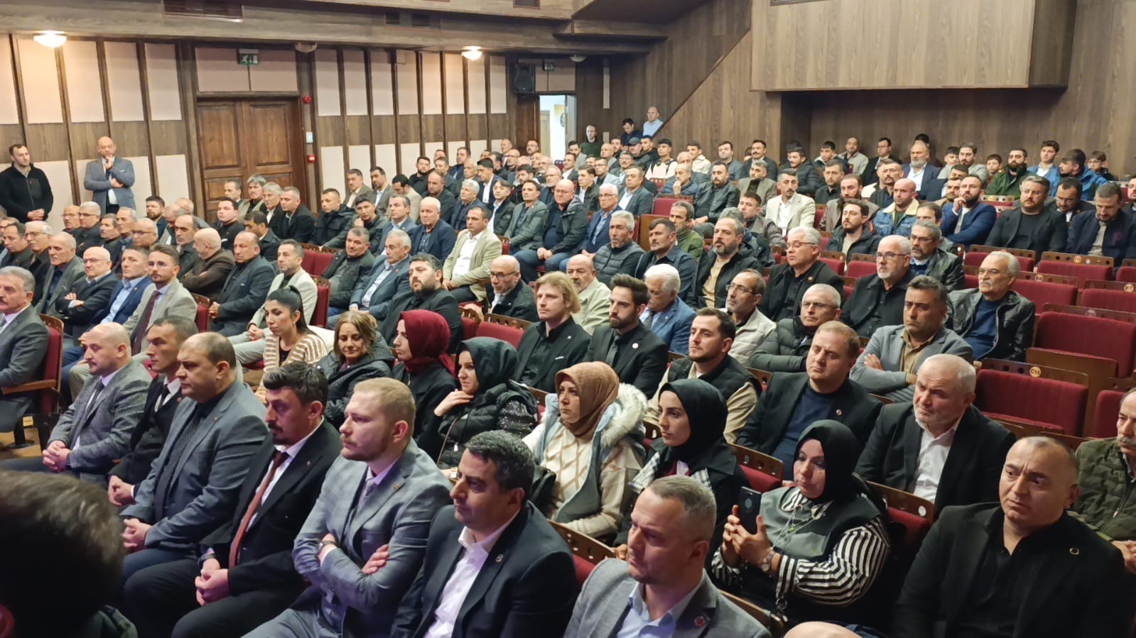 MHP GENEL SEKRETERİ BÜYÜKATAMAN İNEGÖL’DE STK VE MUHTARLARLA BULUŞTU