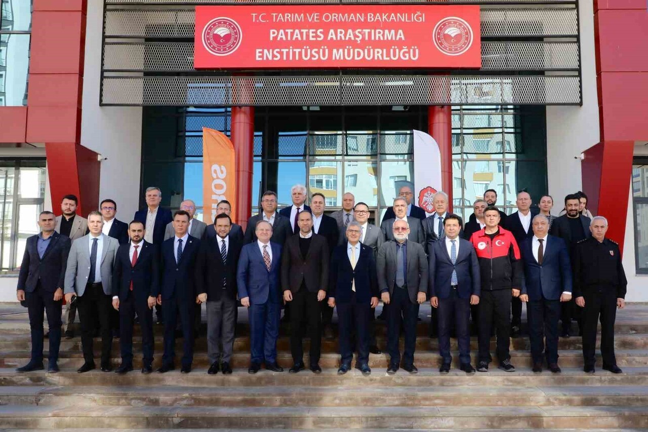 MİGROS, YERLİ ÜRÜNLERİN ÜRETİM VE SATIŞINA VERDİĞİ KATKILARA BİR YENİSİNİ EKLEDİ. TÜRKİYE’NİN...