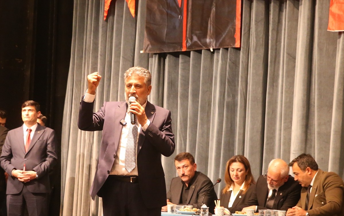 Milli Yol Partisi Genel Başkanı Remzi Çayır, partisinin 2. Olağan Kahramanmaraş İl Kongresi'ne...