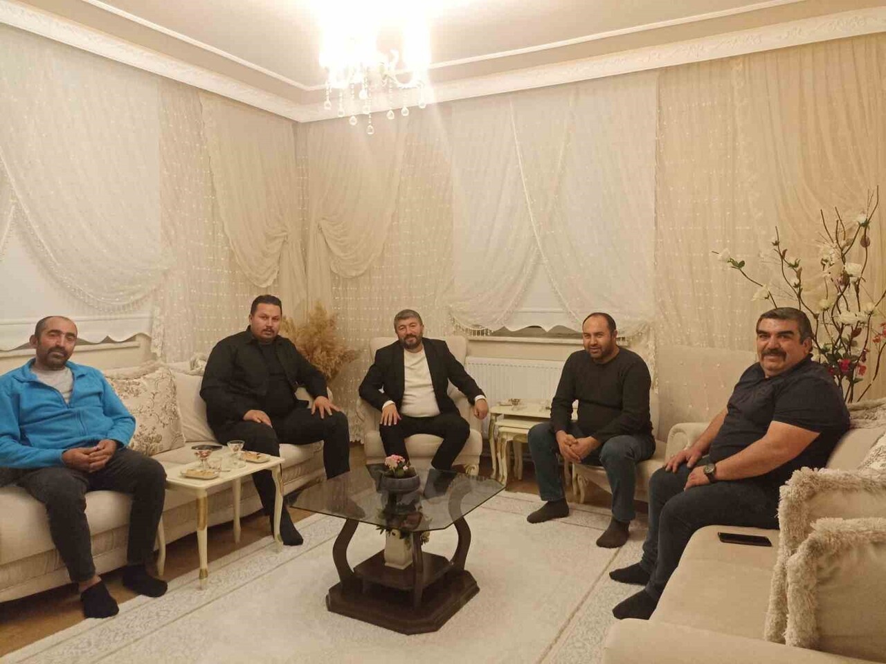 MİLLİYETÇİ HAREKET PARTİSİ (MHP) KAYSERİ İL BAŞKANI ENES ERTUĞRUL KALIN, ‘KOMŞUM DERDİ DERDİNDİR’...