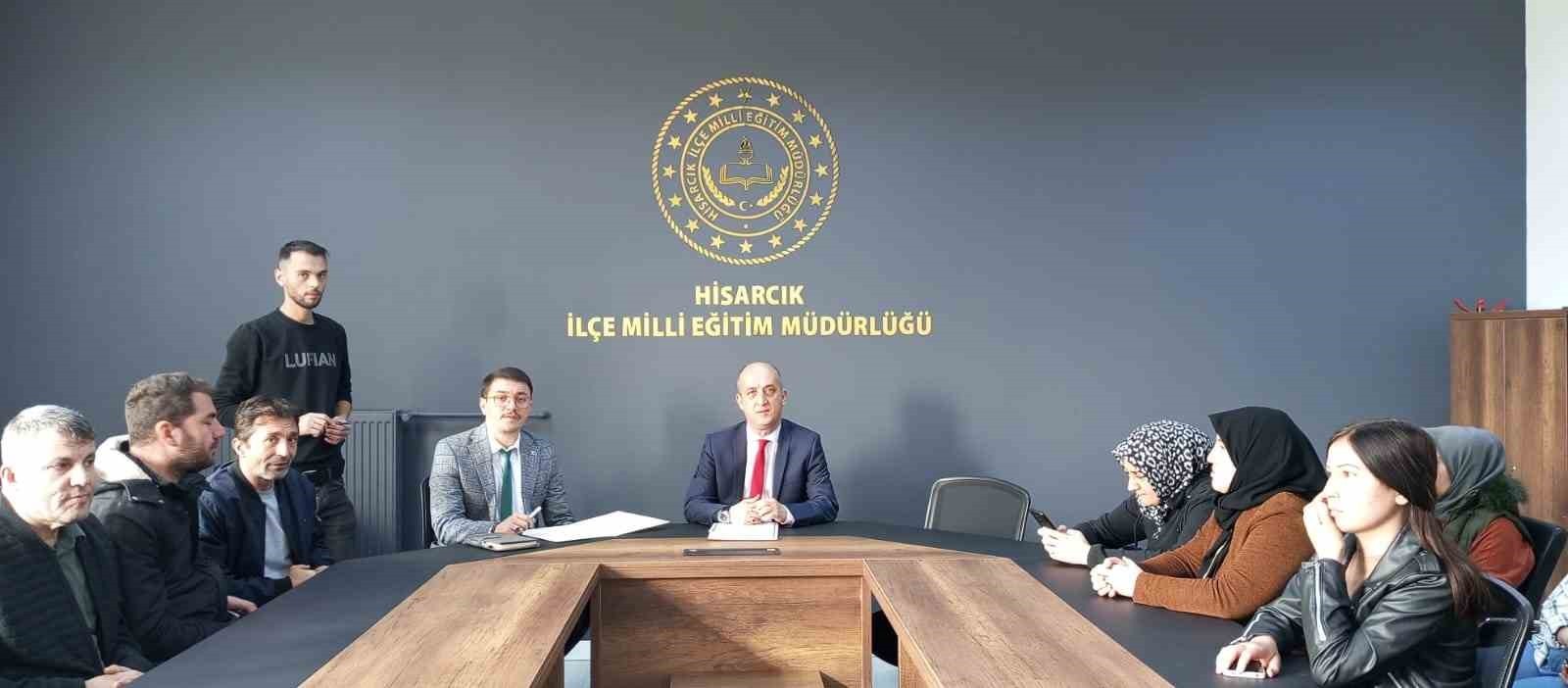 MÜDÜR HASAN KİLİTCİ; " EĞİTİM ORTAMLARININ HİJYENİ AKADEMİK BAŞARIYA DOĞRUDAN ETKİ...