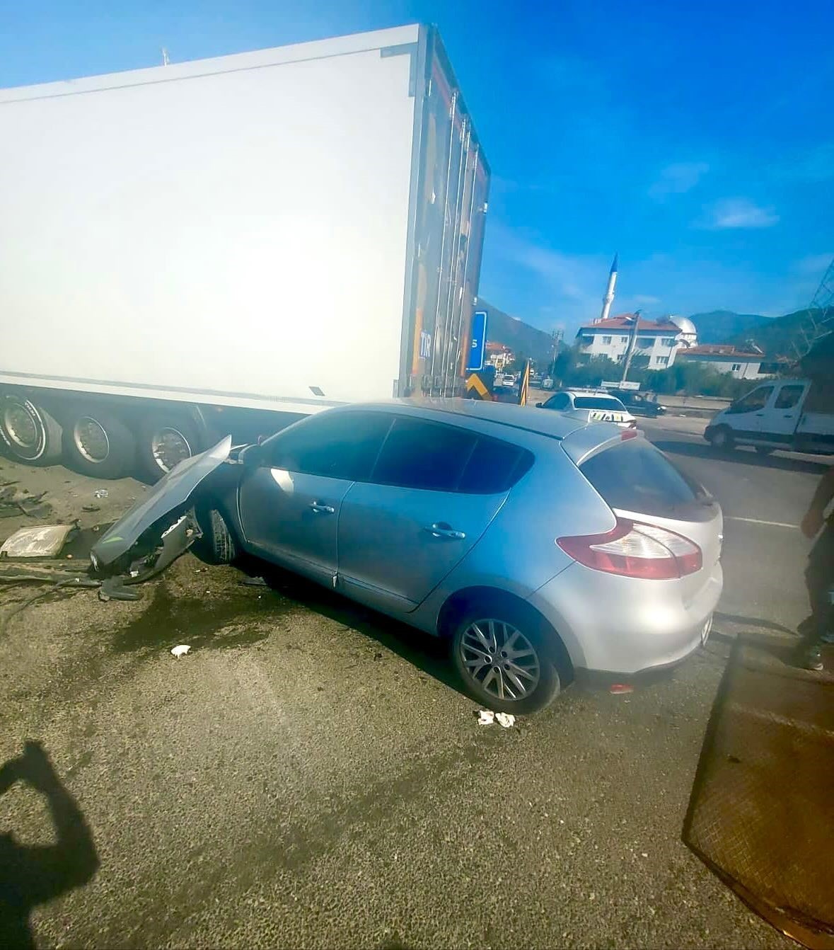 MUĞLA'NIN ORTACA İLÇESİNDE MEYDANA GELEN TRAFİK KAZASINDA BİR KİŞİ YARALANDI. KAZANIN TRAFİK...