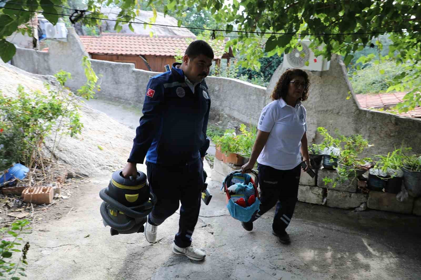 MUĞLA BÜYÜKŞEHİR EKİPLERİ ANNE-KIZ İÇİN TÜM İMKÂNLARI SEFERBER ETTİ