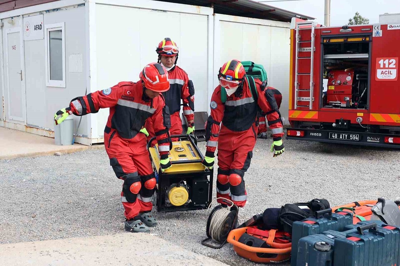 MUĞLA BÜYÜKŞEHİR İTFAİYESİ AFETLERE HAZIRLIKTA BİR ADIM DAHA ATTI