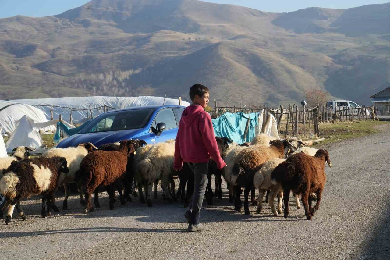 MUŞ’UN YAYGIN İMAM HATİP ORTAOKULU İLE ANADOLU İMAM HATİP LİSESİ’NDE GÖREV YAPAN ÖĞRETMENLER...