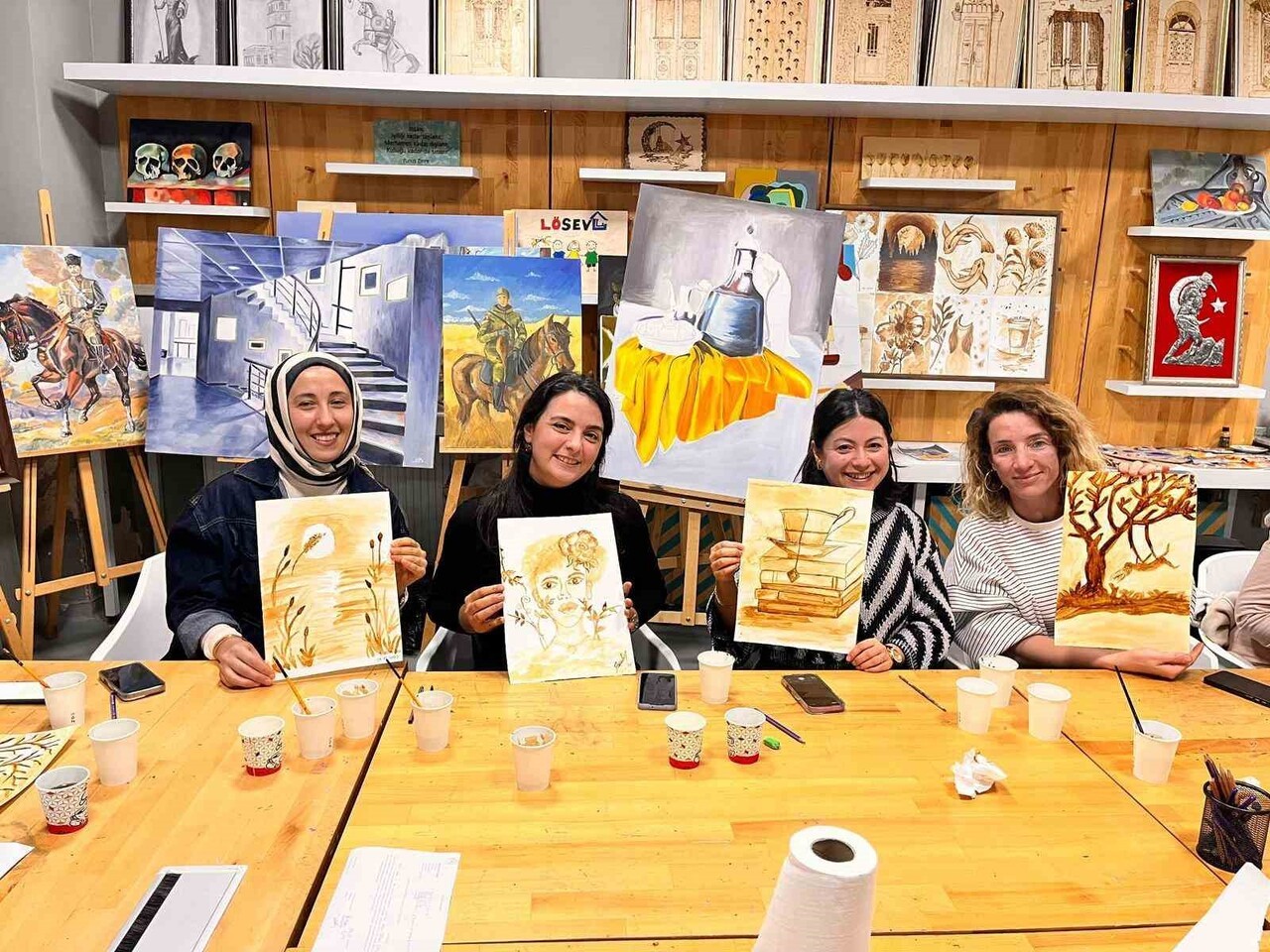 MÜZİK AKADEMİSİNDE 'KAHVENİN RENGİ İLE MÜZİĞİN SESİ' BULUŞTU