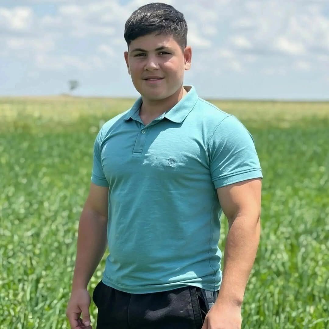 NİĞDE’DE TRAKTÖRÜN ALTINDA KALAN 14 YAŞINDAKİ ÇOCUK HAYATINI KAYBETTİ.