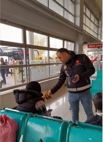 NİĞDE İL EMNİYET MÜDÜRLÜĞÜ NARKOTİK SUÇLARLA MÜCADELE ŞUBE MÜDÜRLÜĞÜ EKİPLERİNİN ÖNLEYİCİ FAALİYET...