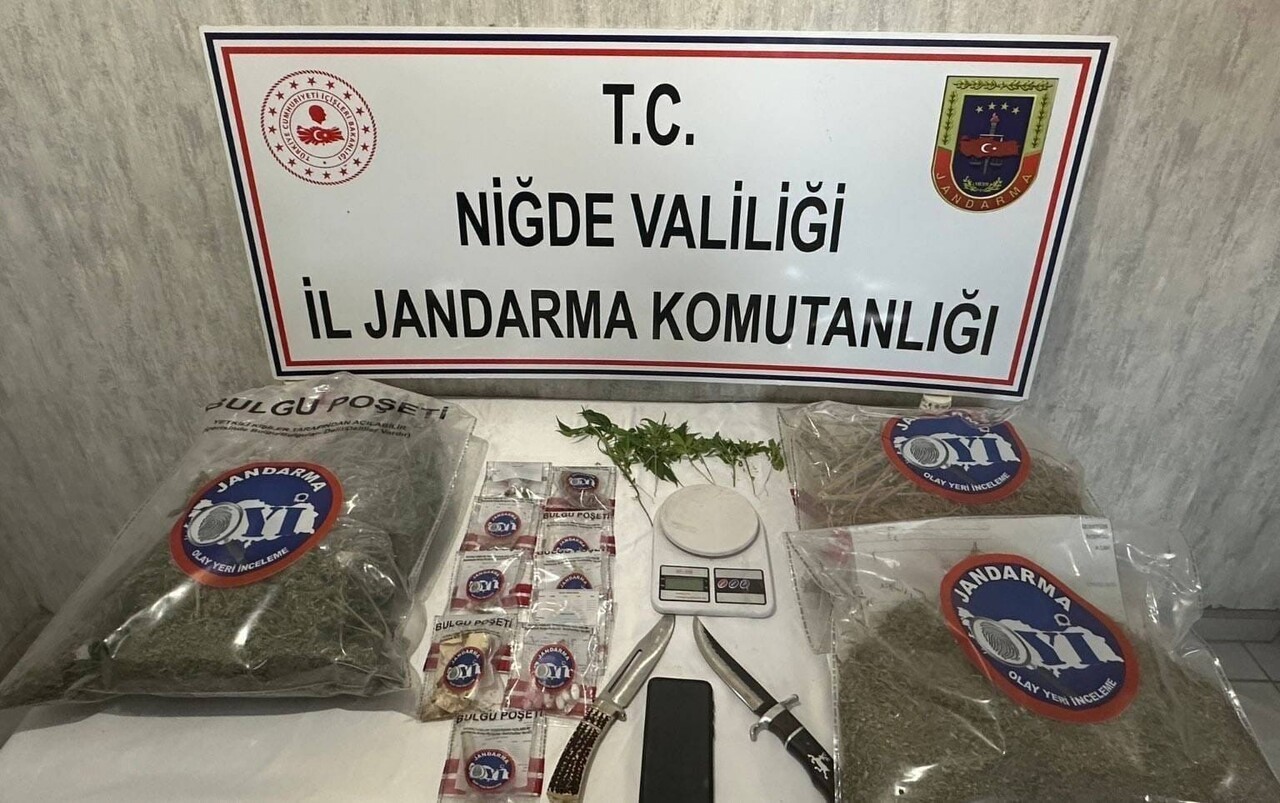 NİĞDE İL JANDARMA KOMUTANLIĞI EKİPLERİ, UYUŞTURUCU MADDE İMAL VE TİCARETİ İLE KULLANIMININ...