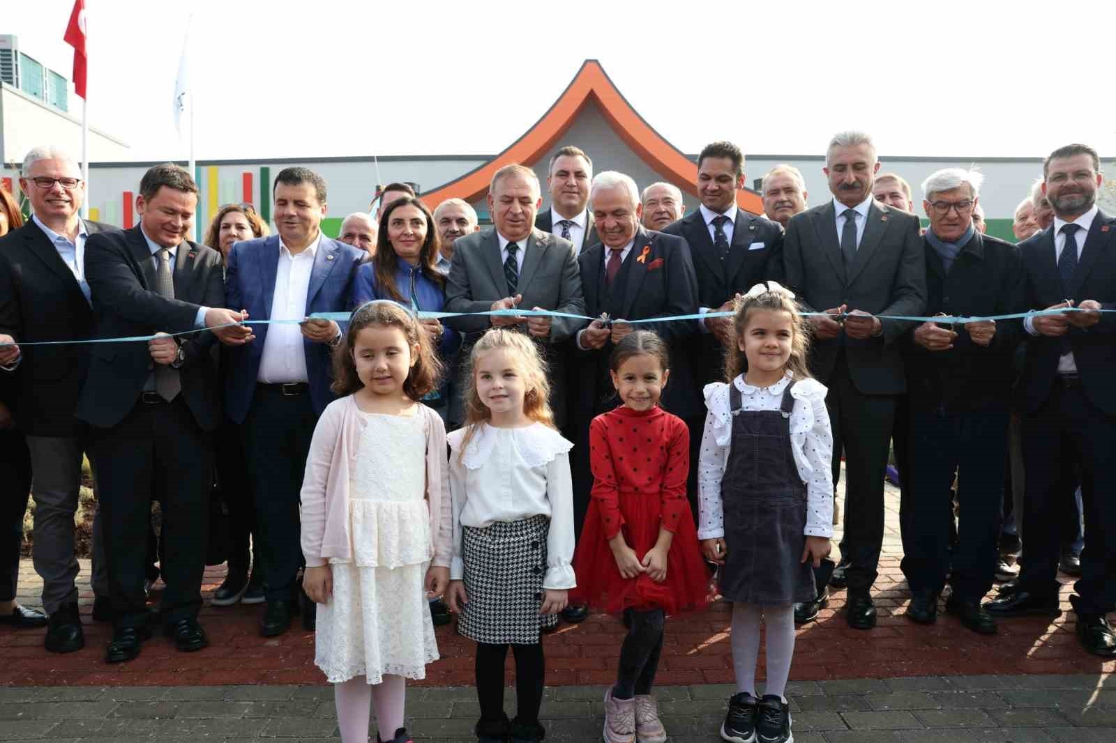 NİLÜFER BELEDİYESİ TARAFINDAN HAYIRSEVER AİLENİN DESTEKLERİYLE HAYATA GEÇİRDİĞİ KREŞ VE GÜNDÜZ...