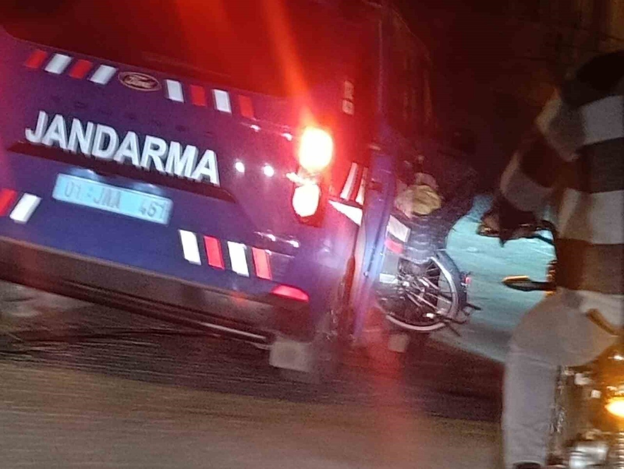 OLAYDA ALINAN BİSİKLET JANDARMA