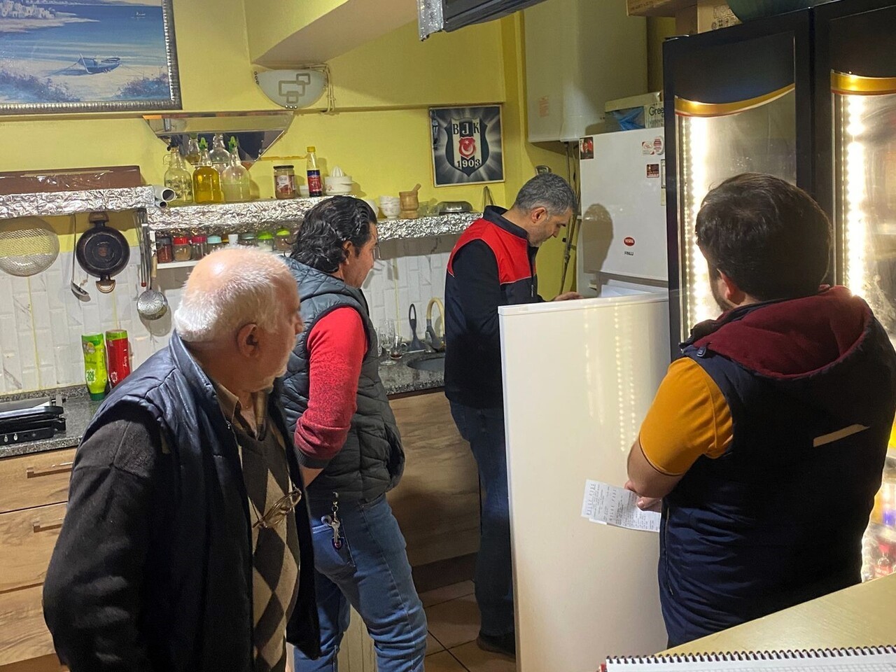 PINARHİSAR İLÇE TARIM VE ORMAN MÜDÜRLÜĞÜ TEKNİK PERSONELLERİ, İLÇEDE FAALİYET GÖSTEREN GIDA...