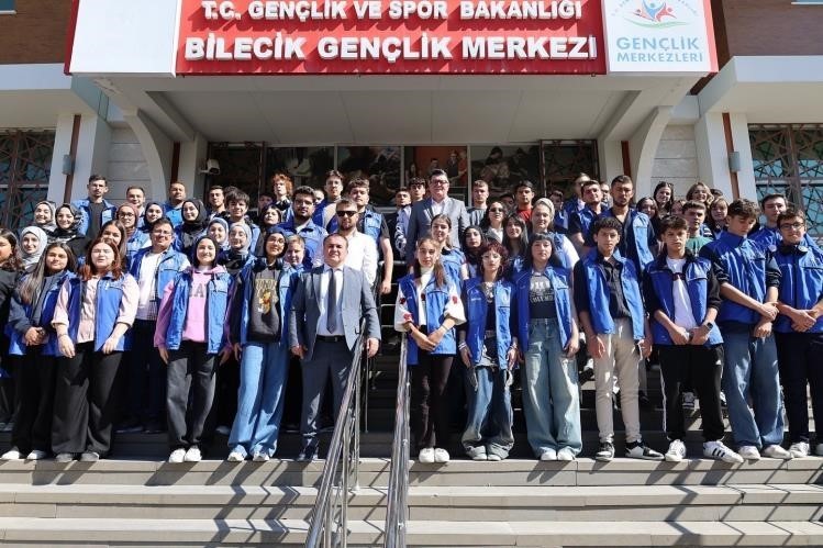 "GENÇLER BAKANLIĞINDA" PROJESİ KAPSAMINDA 90 ÖĞRENCİ ANKARA'YA UĞURLANDI