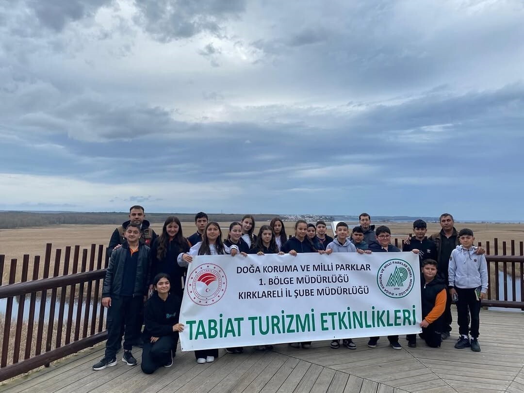 "İLÇEMİZİN ÇOCUKLARI KEŞFE ÇIKIYOR" PROJESİ ÇERÇEVESİNDE İĞNEADA ATATÜRK ORTAOKULU ÖĞRENCİLERİ...