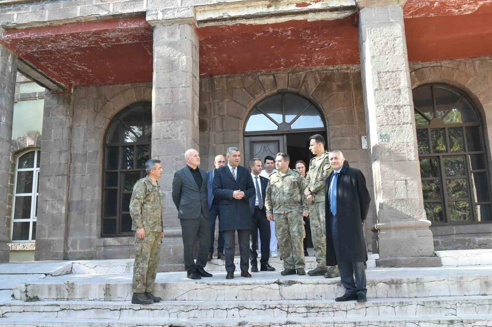 "MİLLÎ EĞİTİM BAKANLIĞI ARŞİV VARLIĞININ TESPİT, TASNİF VE DÜZENLENMESİ ÇALIŞMASI" TOPLANTISI...