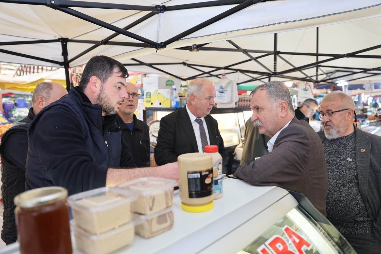 "YUNUSEMRE’Yİ HEP BİRLİKTE YÖNETECEĞİZ" SLOGANI İLE ÇALIŞMALARINI SÜRDÜREN YUNUSEMRE BELEDİYE...
