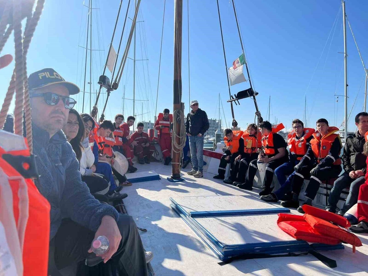 RİZE HASAN KEMAL YARDIMCI DENİZCİLİK MESLEKİ VE TEKNİK ANADOLU LİSESİ ÖĞRENCİLERİ AVRUPA BİRLİĞİ...