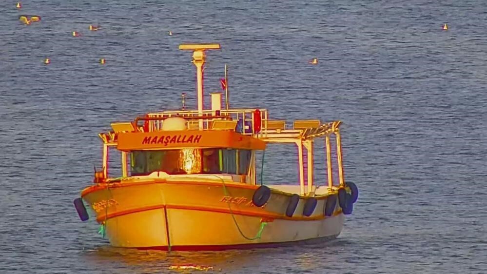 SAHİL GÜVENLİK KOMUTANLIĞI’NDAN YUNAN UNSURLARINCA BİR BALIKÇI TEKNESİNE YÖNELİK YAPILAN...