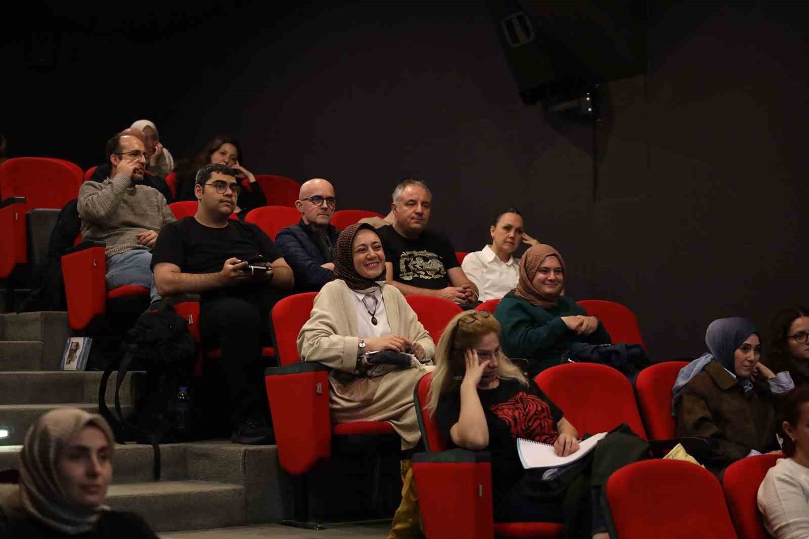 SAKARYA BÜYÜKŞEHİR BELEDİYESİ TARAFINDAN DÜZENLENEN BÜYÜKŞEHİR AKADEMİ GÜZ DÖNEMİ DERSLERİ FELSEFE...