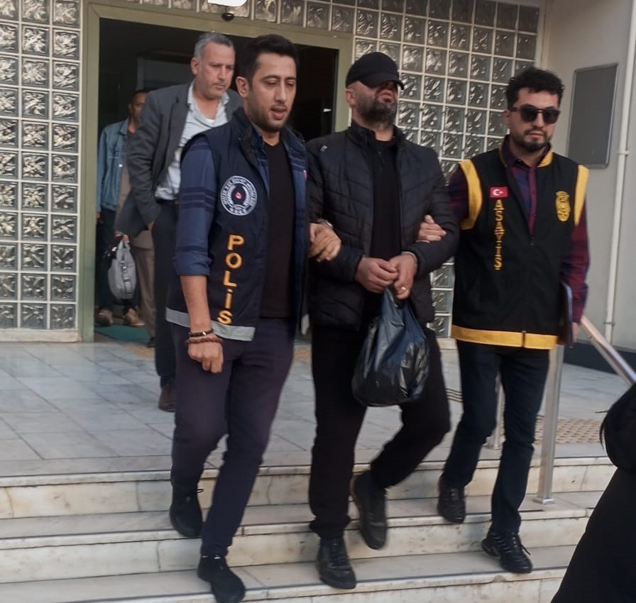 SALI PAZARINDA YAKALANDI, CEZAEVİNİN YOLUNU TUTTU