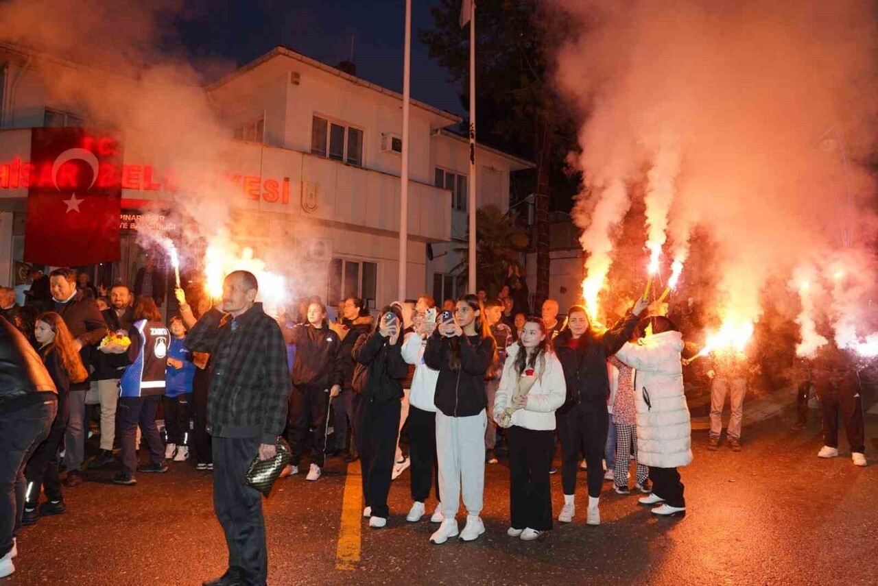 SAMSUN'DA DÜZENLENEN FLOOR CURLİNG KULÜPLER TÜRKİYE ŞAMPİYONASI’NDA BÜYÜK BİR BAŞARI ELDE EDEN...