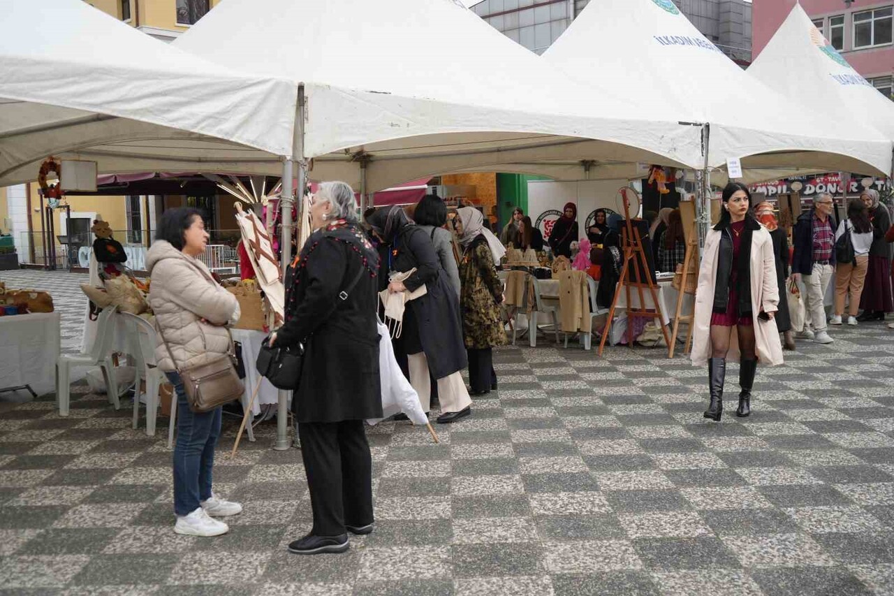 SAMSUN’DA AİLE VE SOSYAL HİZMETLER İL MÜDÜRLÜĞÜ, 25 KASIM KADINA YÖNELİK ŞİDDETE KARŞI...