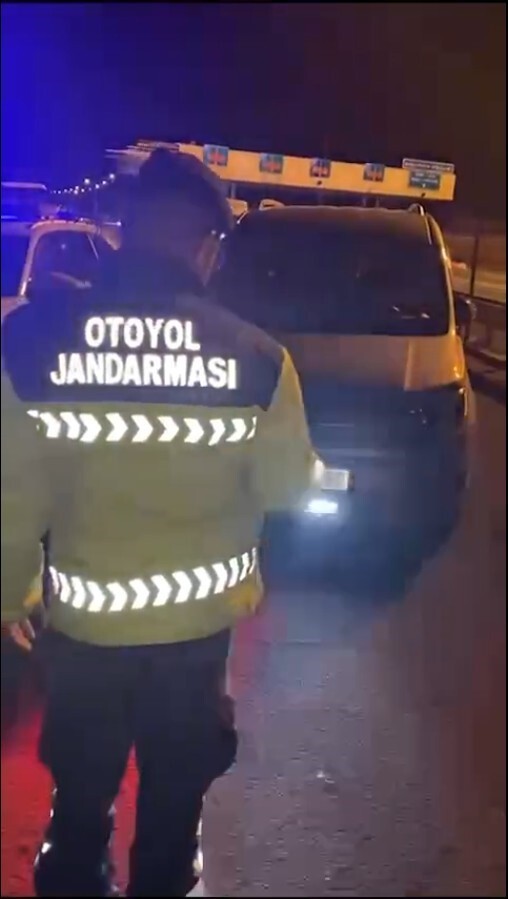 ŞANLIURFA'DA ARACINA ÇAKAR TAKAN SÜRÜCÜYE 138 BİN TL CEZA