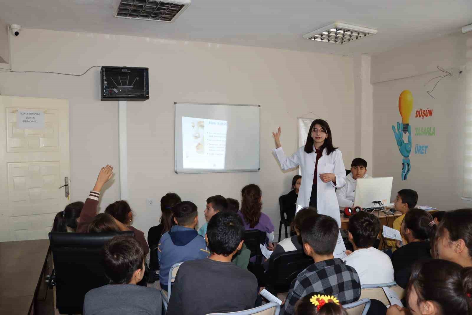 ŞANLIURFA’DA DÜNYA DİYABET GÜNÜ’NDE FARKINDALIK ETKİNLİĞİ