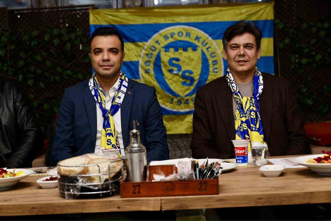 SÖĞÜTSPOR'DA OLAĞANÜSTÜ KONGRE SÜRECİ ÖNCESİ BİRLİK VE BERABERLİK YEMEĞİ