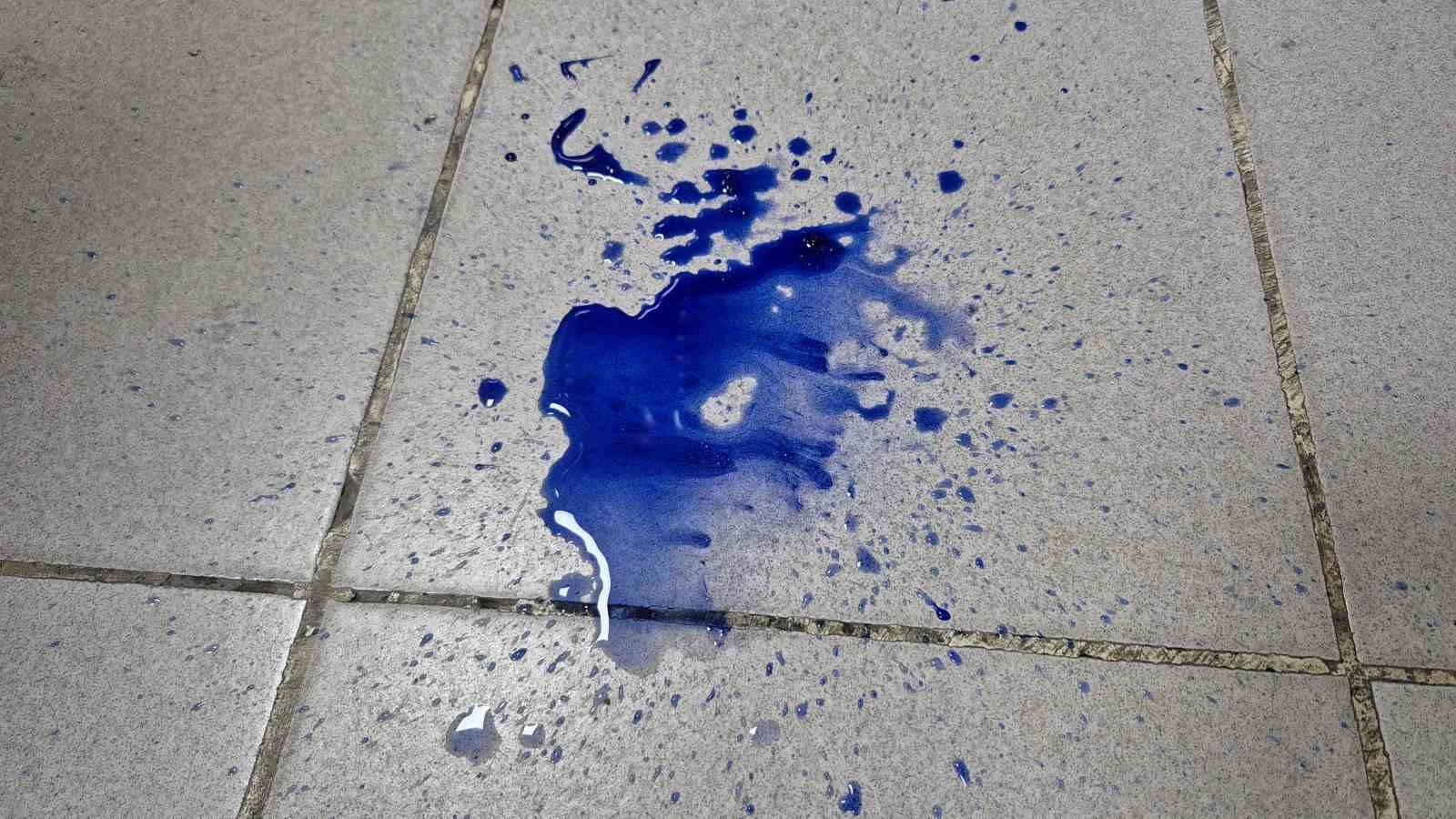 SULTANGAZİ'DE OKUL ÇIKIŞINDA SEYYAR SATICIDAN ALINAN PAMUK ŞEKERİ YİYEN 5 YAŞINDAKİ ÇOCUK, AĞZI...