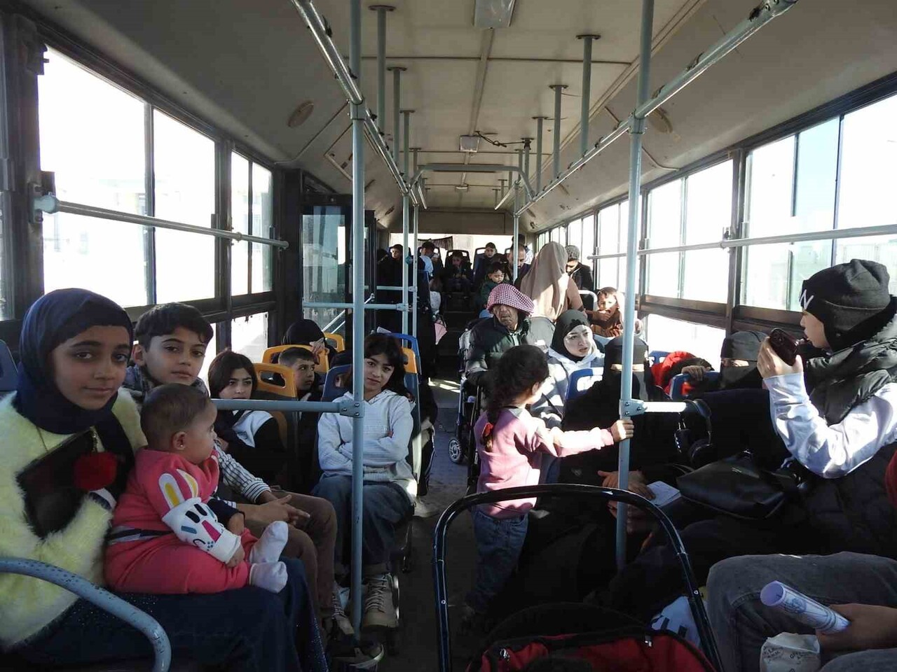 SURİYELİLERİN GÖNÜLLÜ GERİ DÖNÜŞLERİ ARALIKSIZ SÜRÜYOR