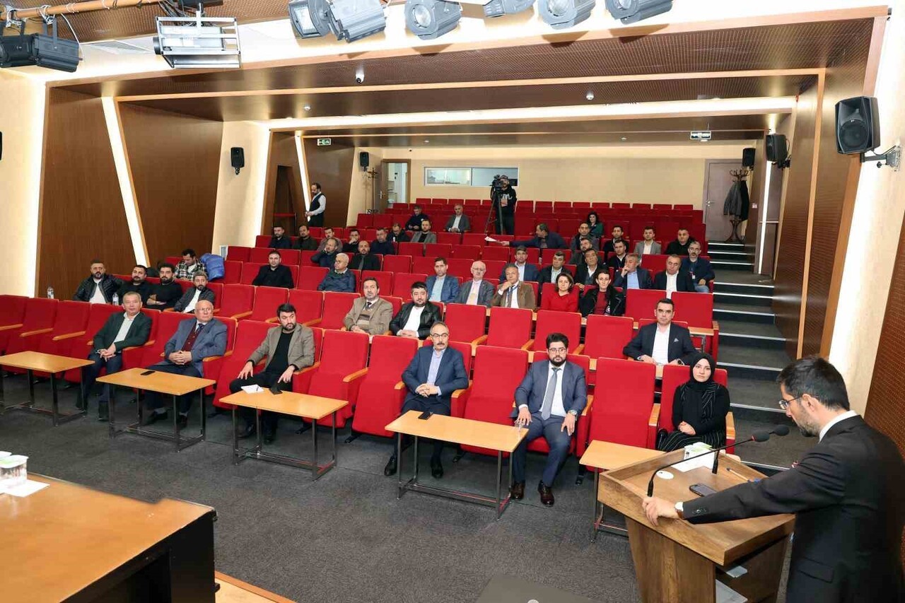 TALAS BELEDİYESİ; HIZLA DEĞİŞEN DİJİTAL İLETİŞİM DÜNYASINA KURUMSAL OLARAK DAHA GÜÇLÜ UYUM...