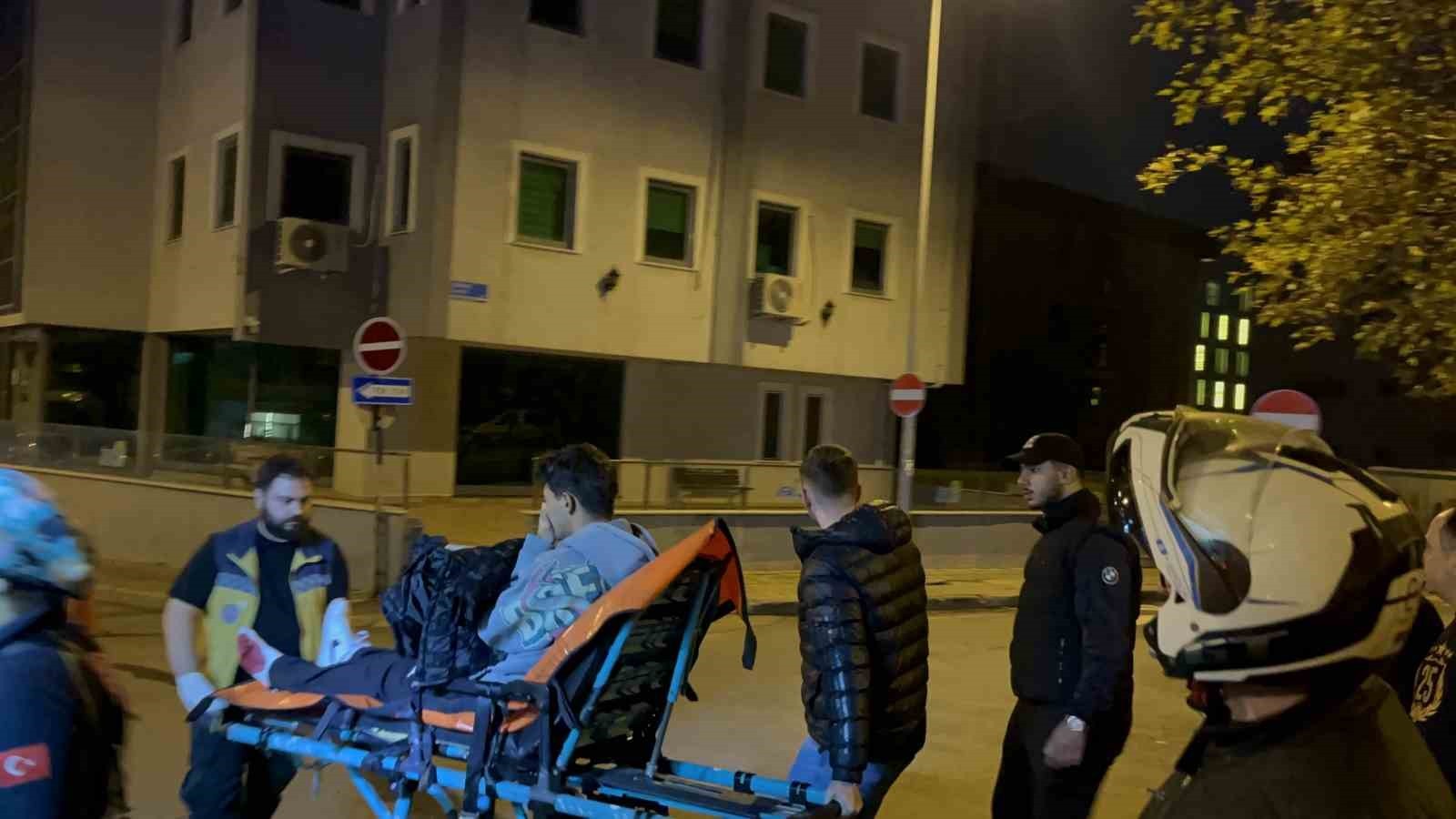 TEKİRDAĞ ÇORLU’DA OTOMOBİLLE MOTOSİKLETİN KARIŞTIĞI TRAFİK KAZASINDA 1 KİŞİ YARALANDI.